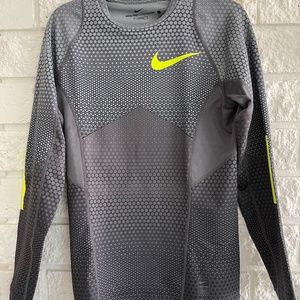 NIKE PRO HYPERWARM LONG SLEEVE TOP